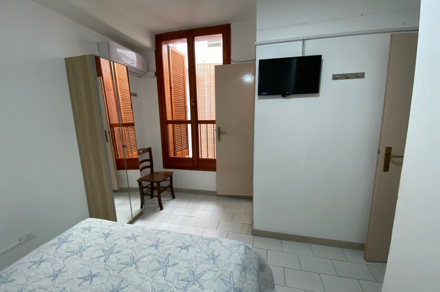 Camera 8 – La Cernia