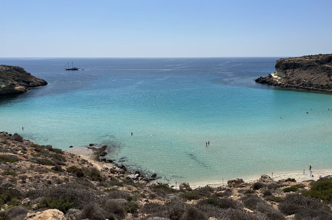 Le spiagge di Lampedusa: Paradisi irresistibili nel Mediterraneo